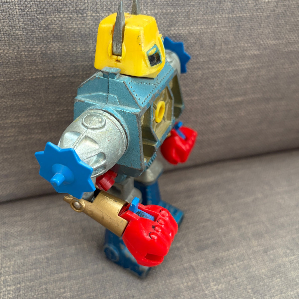 Vintage Bullmark UFO Warrior Dai Aplon Robot Superalloy Chogokin 1970s