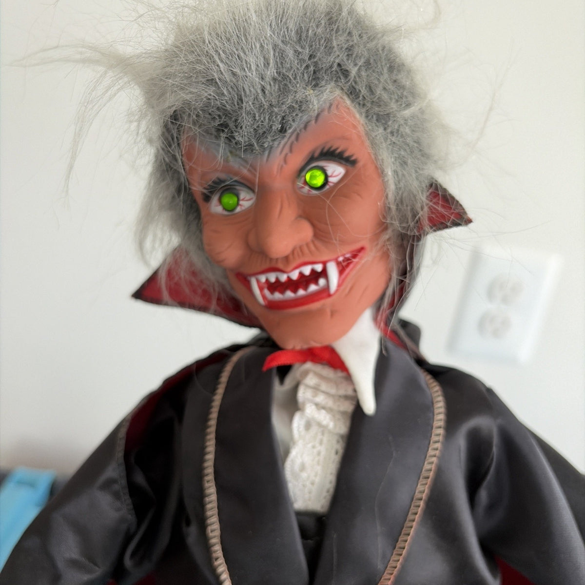 Vtge Funny Toys Dracula Electronic Halloween Figure 1988 16" Working Battery
