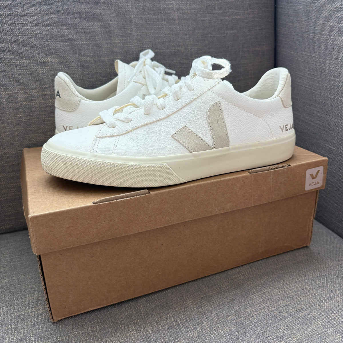 Veja Campo Chromefree Leather Extra White Natural Suede Sneaker Womens Size 8