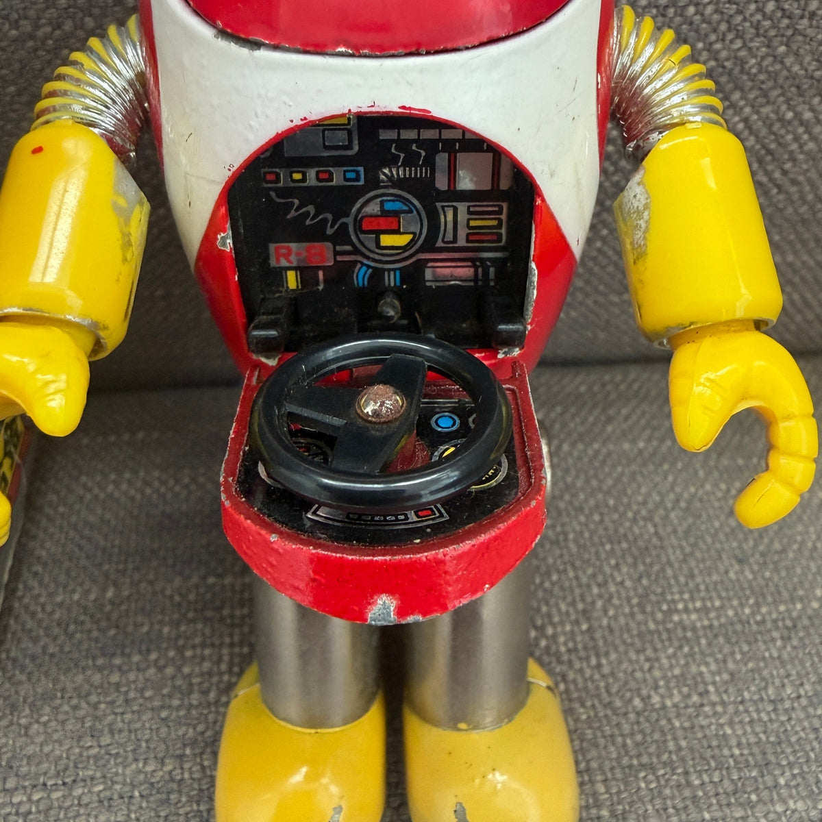 Vintage 1981 Popy Chogokin  GB-62 Godaikin Robot Hacchan With Box 4"