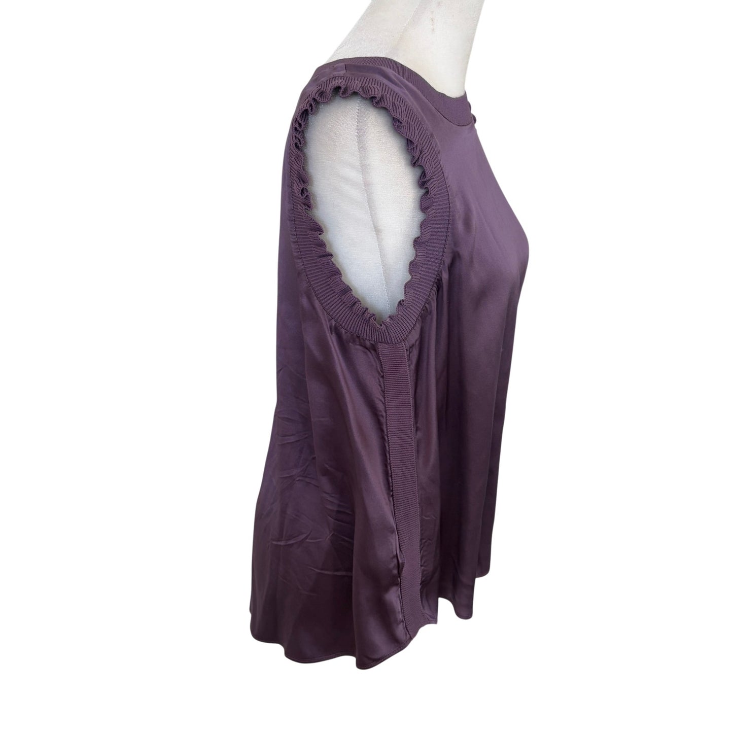 Cinq a Sept 5a7 Purple Silky Sleeveless Ruffled Top Blouse Womens Size Small