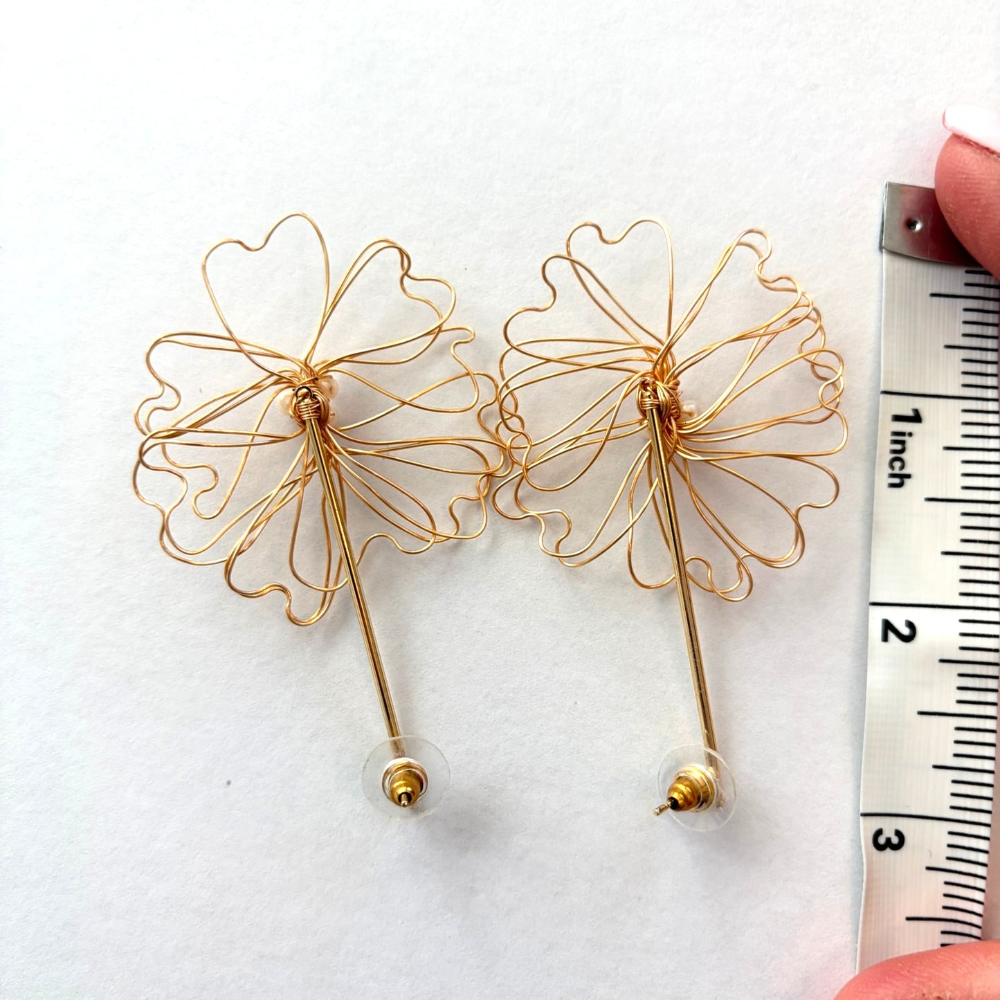 Anthropologie Gold Wire Flower Drop Earrings Pearl Centers