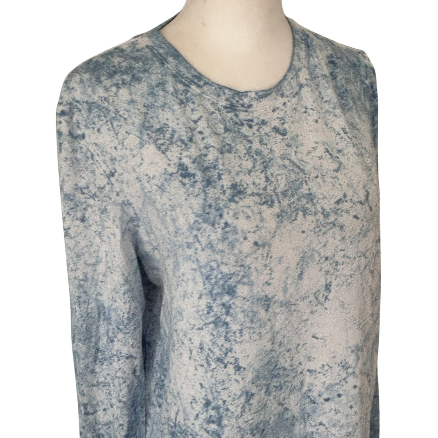 Lululemon Blue and White Tie Dye Long Sleeve Pullover Top Womens Size 6