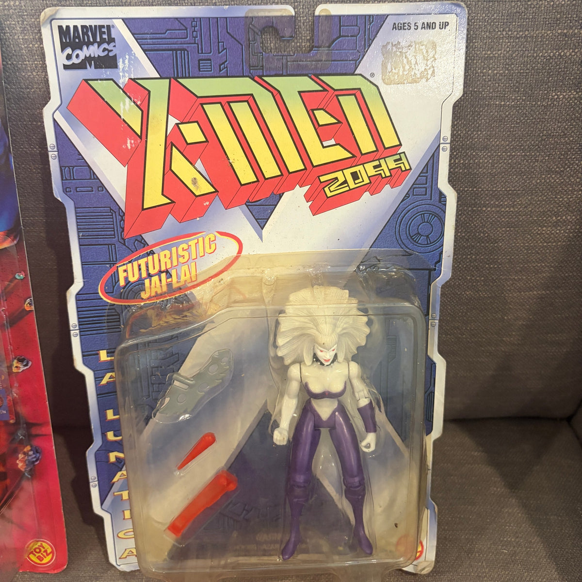 LOT 4 Marvel Comics X-Men Action Figures X-Force, Futuristic, Invasion Series