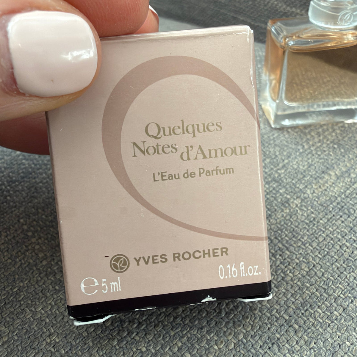 Yves Rocher Quelques Notes d'Amour L'Eau de Parfum .16 ml Mini NEW