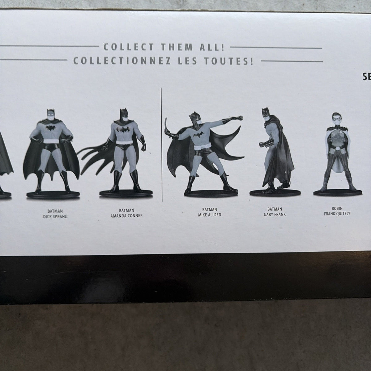 NEW DC Collectibles Batman Black & White Mini Figure 7 Pack, Series 1