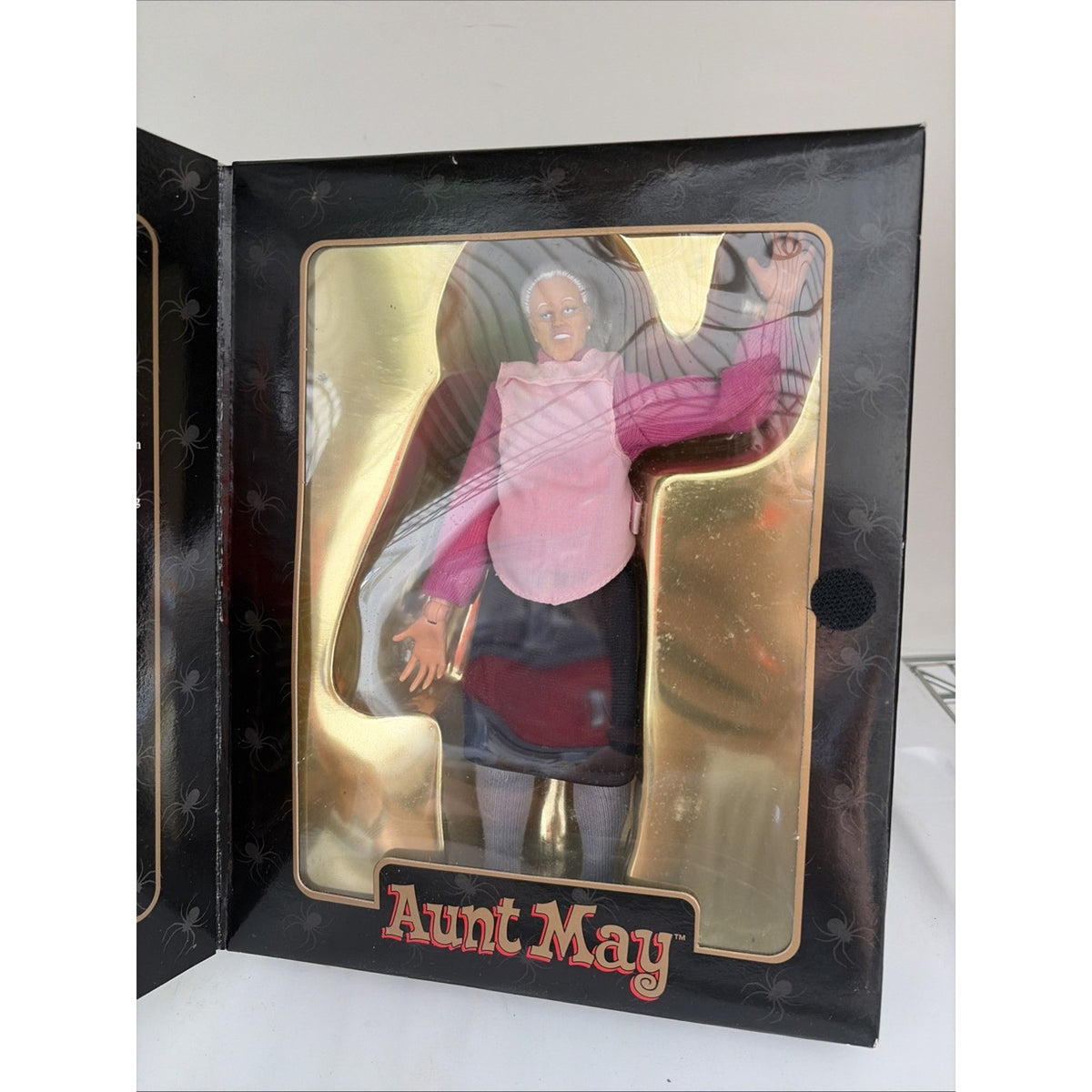 Toy Biz Famous Cover Series Marvel Comics Spider-Man Aunt May Action Figure