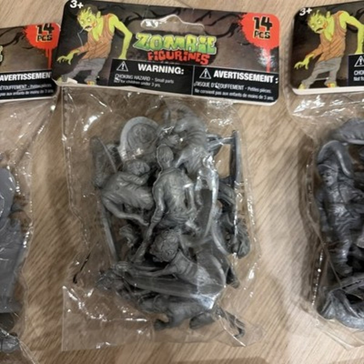 Rare Greenbrier International Zombie Figurines 1:32 LOT 6 Unopened Bags