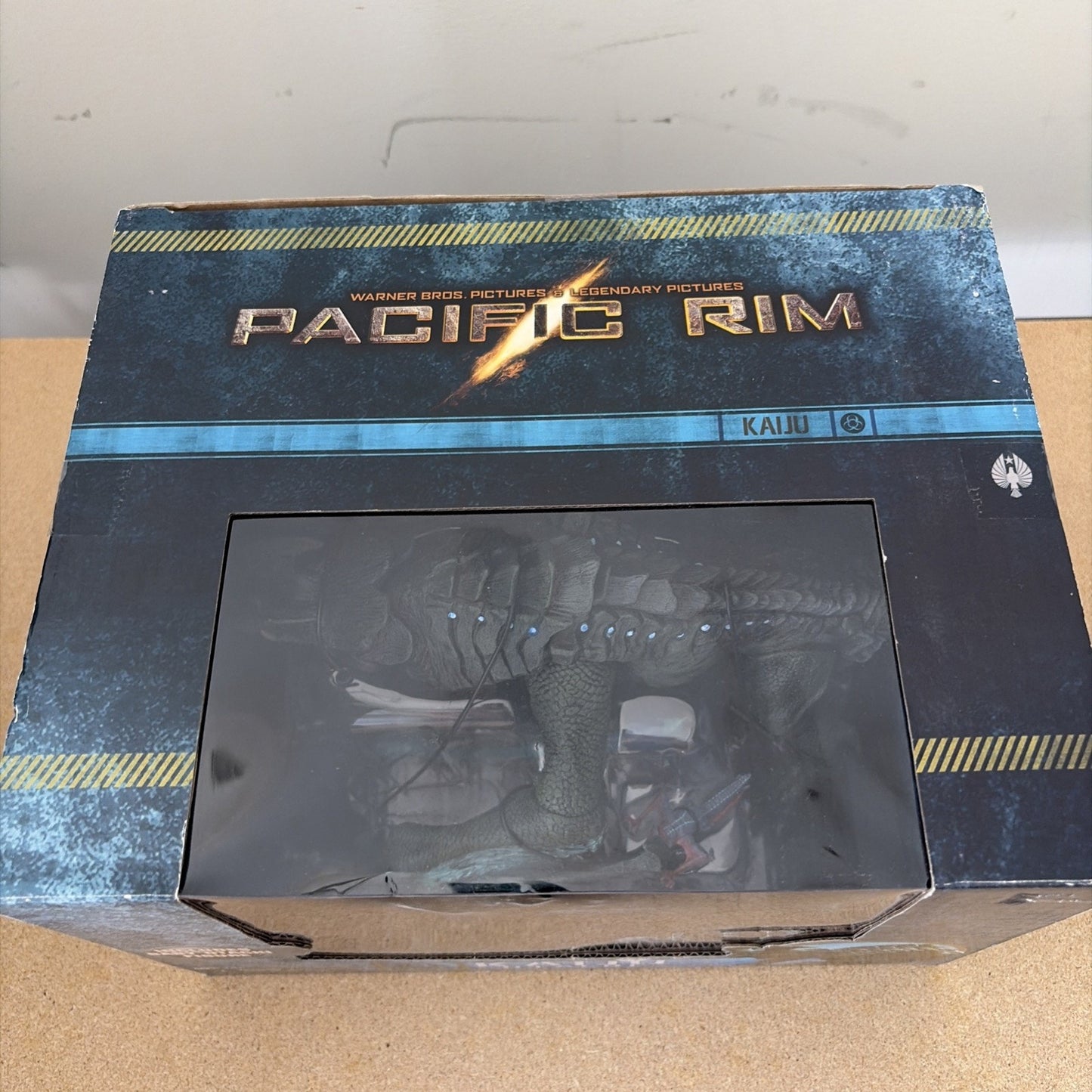 NECA 31987 7 inch Pacific Rim Ultra Deluxe Kaiju Otachi Action Figure NEW