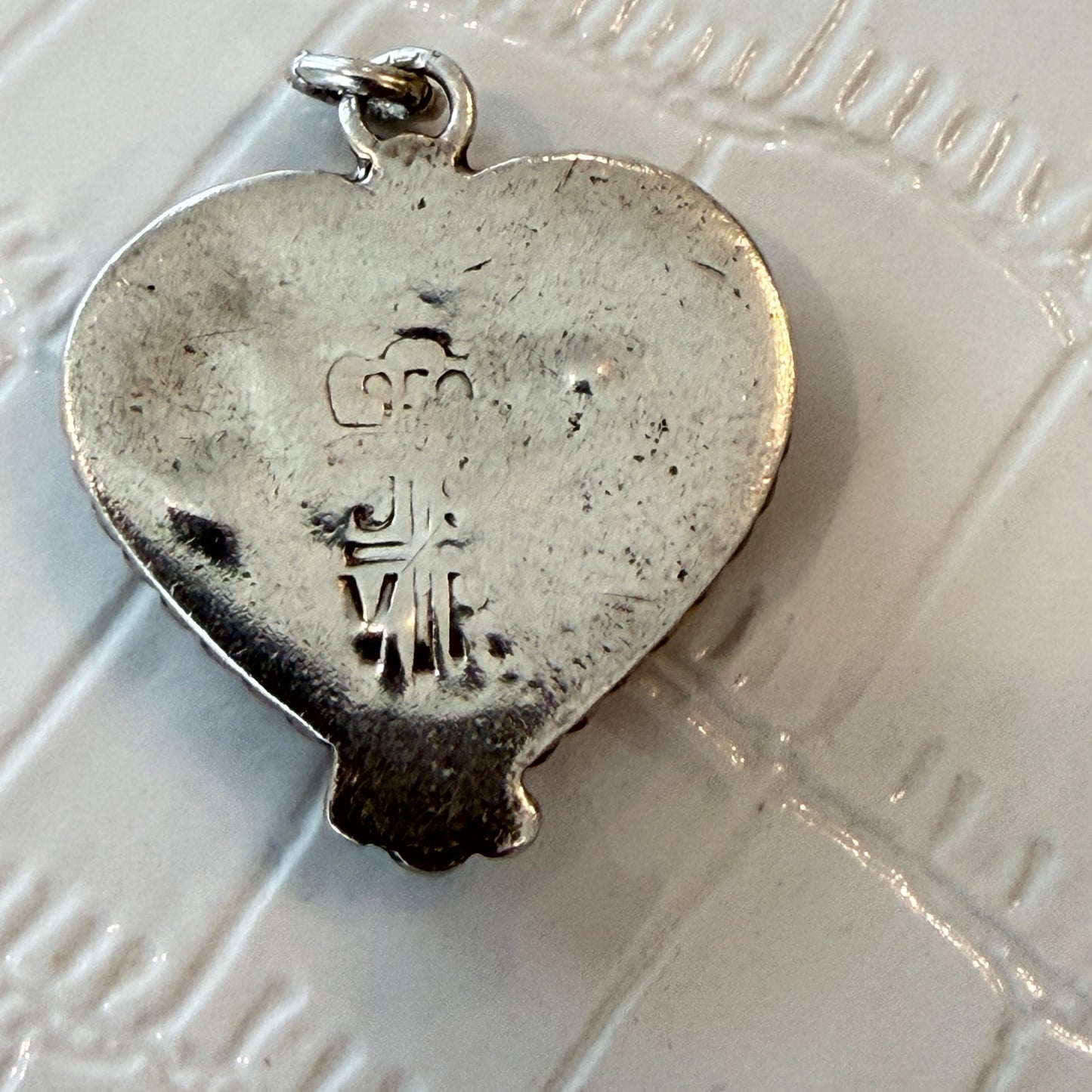 Jacqueline Smiley JSVR 950 Fine Silver Heart Pendant Peach Floral Inlay
