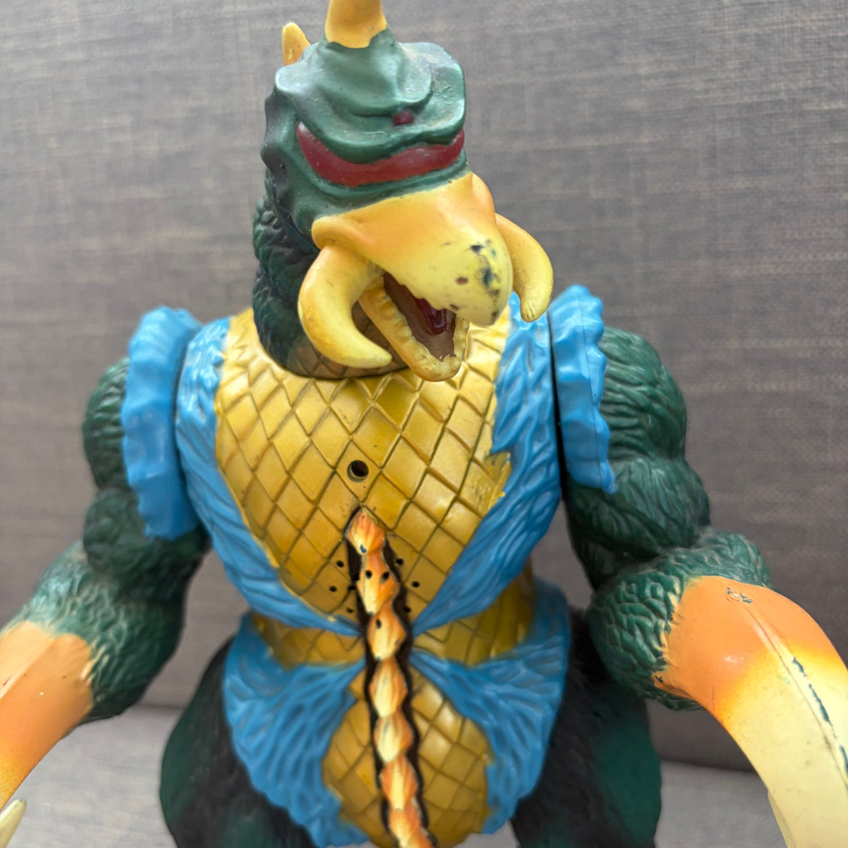 1995 Trendmasters Godzilla Wars Gigan 10" Light & Sound Works Figure