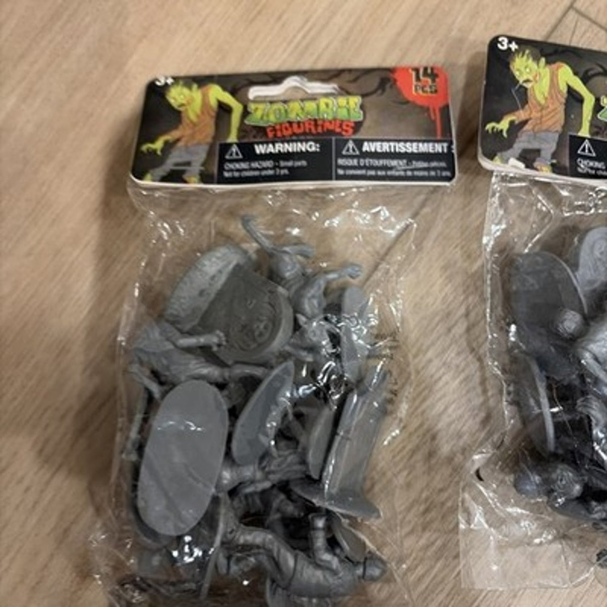 Rare Greenbrier International Zombie Figurines 1:32 LOT 6 Unopened Bags