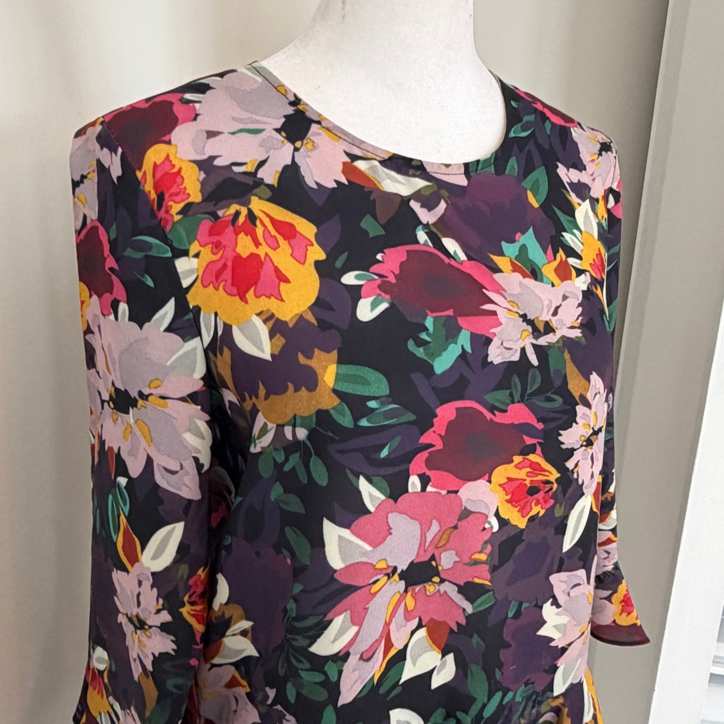 Jade Melody Tam Purple, Green, Pink, Yellow Floral Ruffled Blouse Womens Size XS