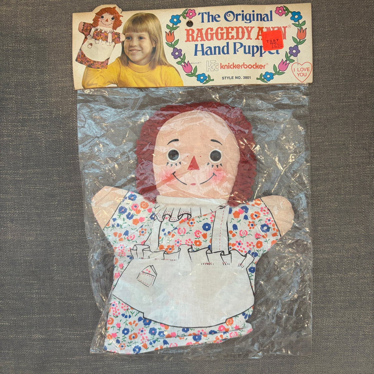 1973 The Original Raggedy Ann Hand Puppet Knickerbocker #3801 New in Package